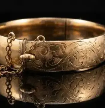 Vintage 9ct Rolled Gold Hinged Bangle – Engraved “Jenny”